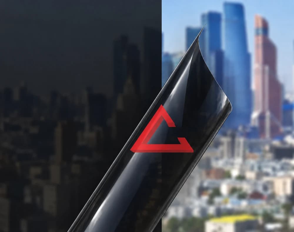 декоративная плёнка чёрный глянцевый CRYSTAL BLACK — тонировка окон квартир, домов и зданий в Рязани