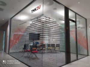 Установка пленки с УФ-печатью по макету Заказчика